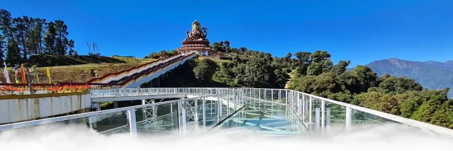 Kanchenjunga mountain honeymoon view from Pelling Sikkim