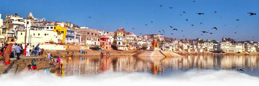 Pushkar budget travel – Holy lake and desert sunset views